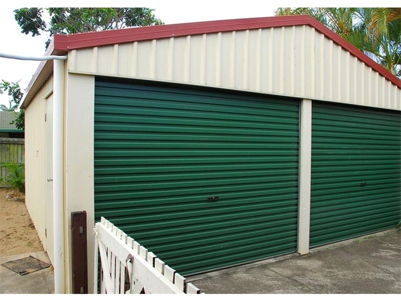 19 Owen Crescent, Urangan QLD 4655