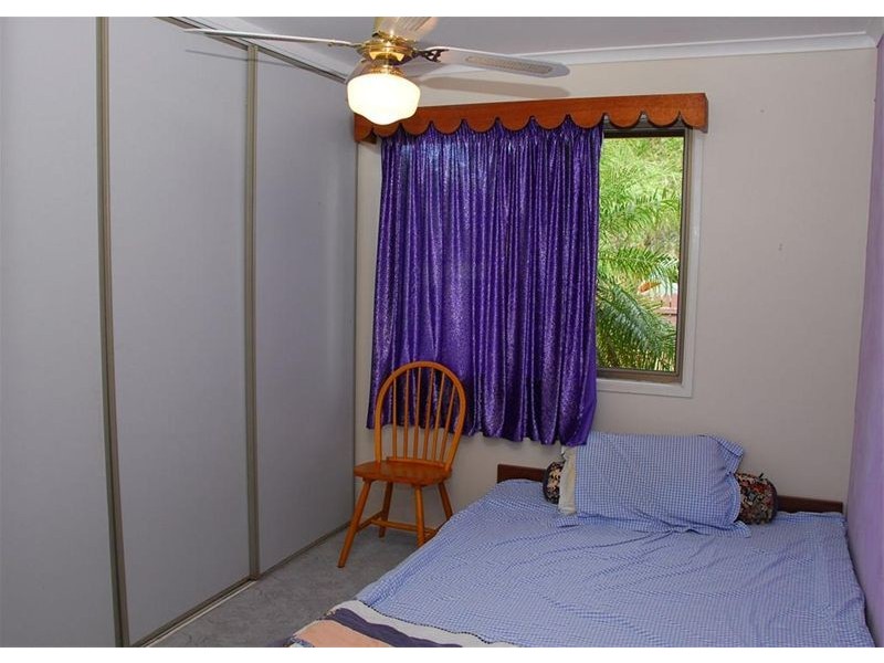 19 Owen Crescent, Urangan QLD 4655