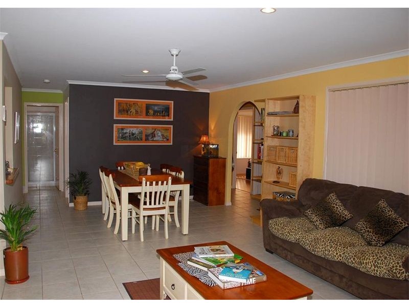 3 Bensen Close, Urraween QLD 4655