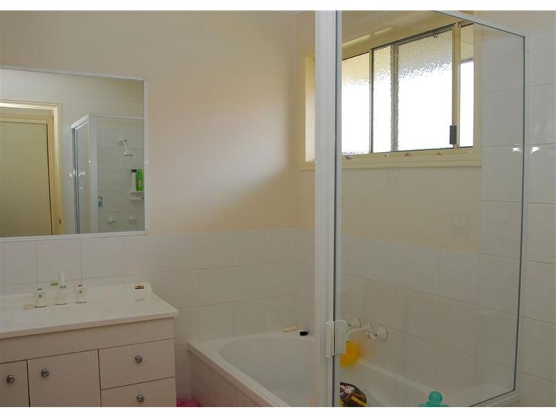 1 Spoonbill Way, Eli Waters QLD 4655