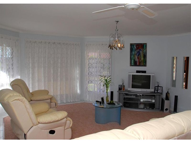 23 Seahorse Circuit, Dundowran Beach QLD 4655