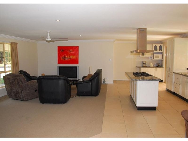 23 Ti Tree Road East, Booral QLD 4655