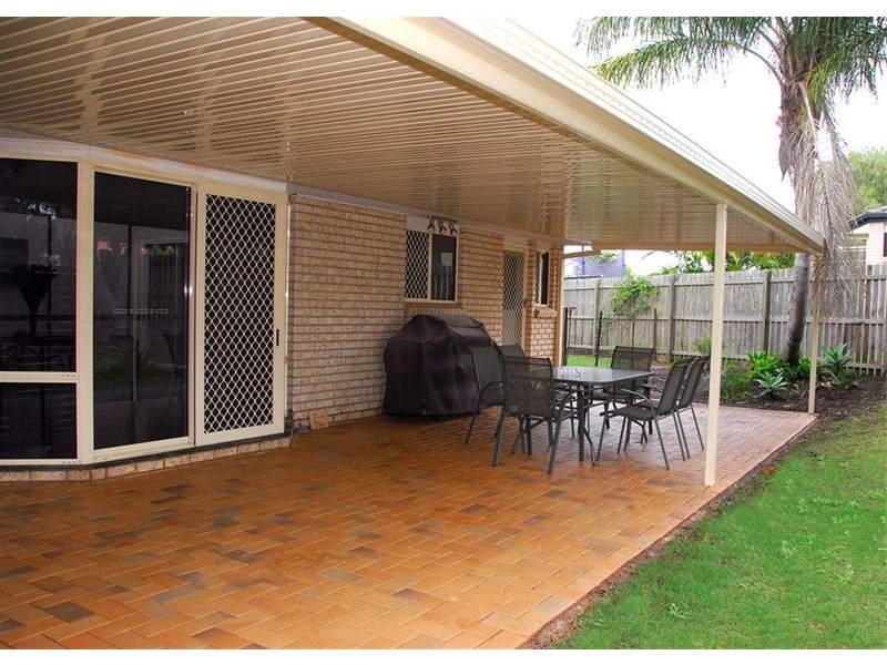 4 Cassia Avenue, Scarness QLD 4655