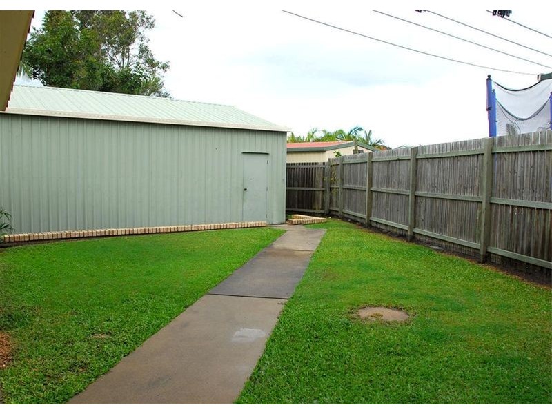 4 Cassia Avenue, Scarness QLD 4655