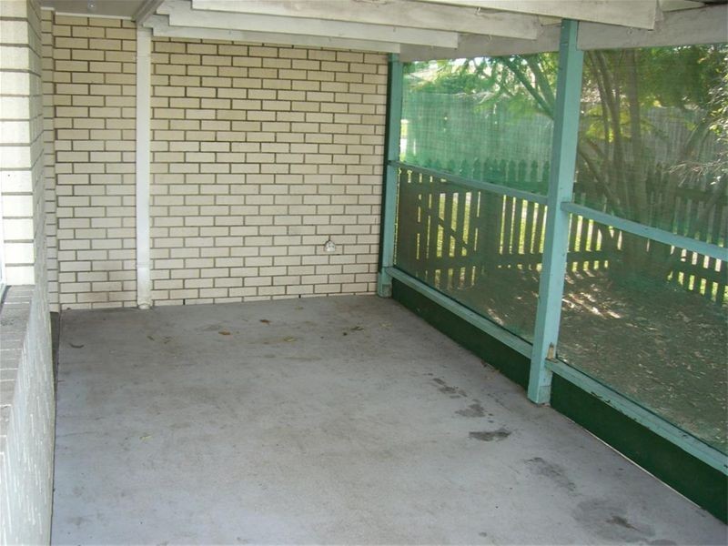 18 Warrego Drive, Point Vernon QLD 4655