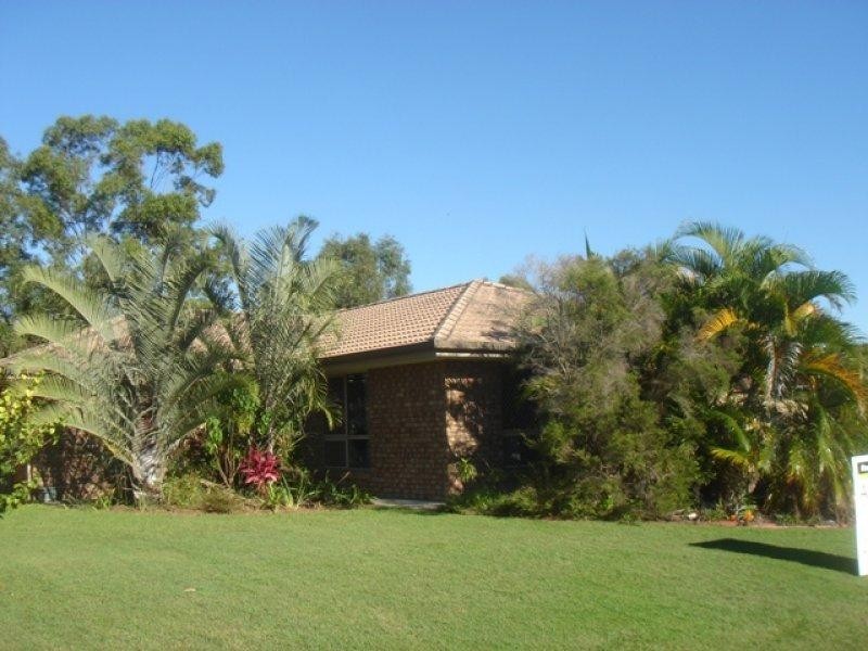 76 Caddy Avenue, Pialba QLD 4655