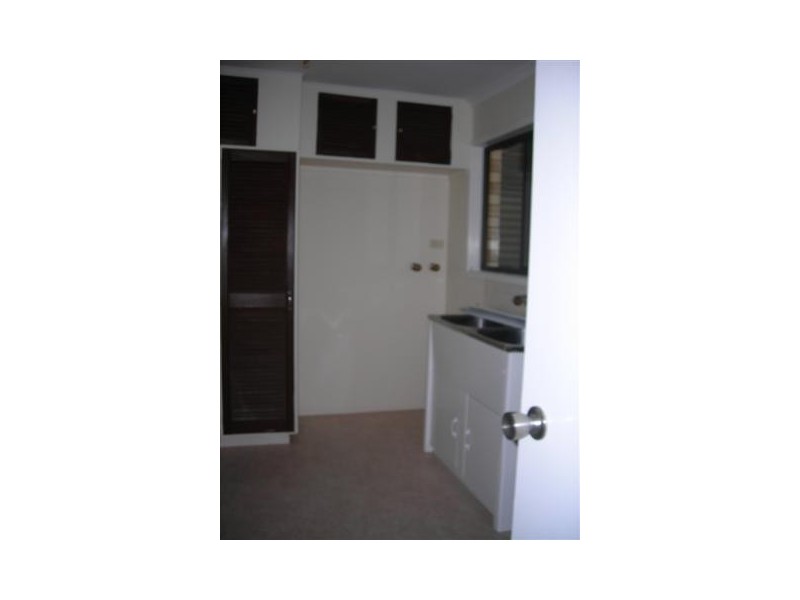 Point Vernon QLD 4655