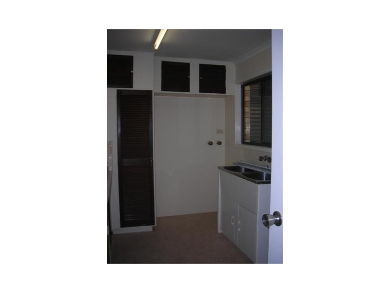 Point Vernon QLD 4655