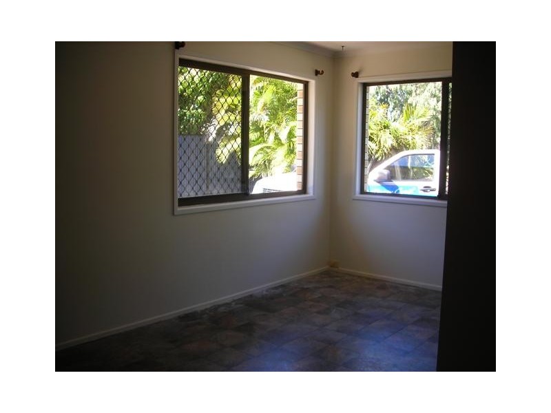 Point Vernon QLD 4655