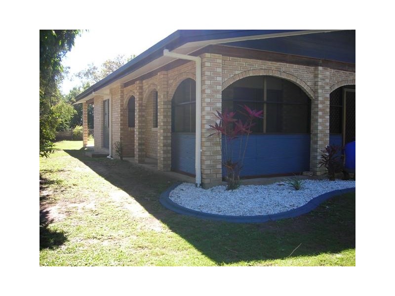 Point Vernon QLD 4655