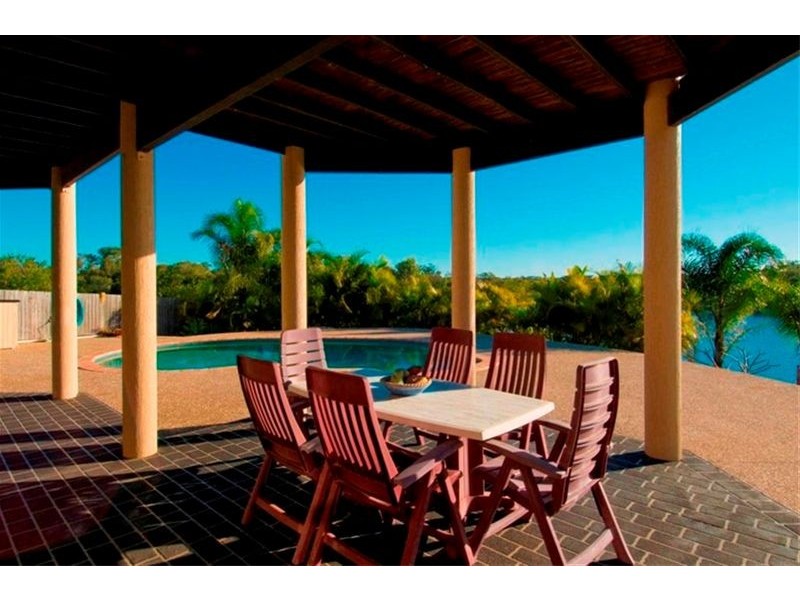 18 Bushlark Aveune, Hervey Bay QLD 4655