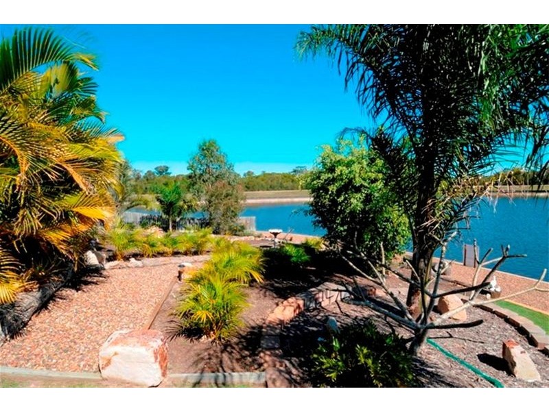 18 Bushlark Aveune, Hervey Bay QLD 4655