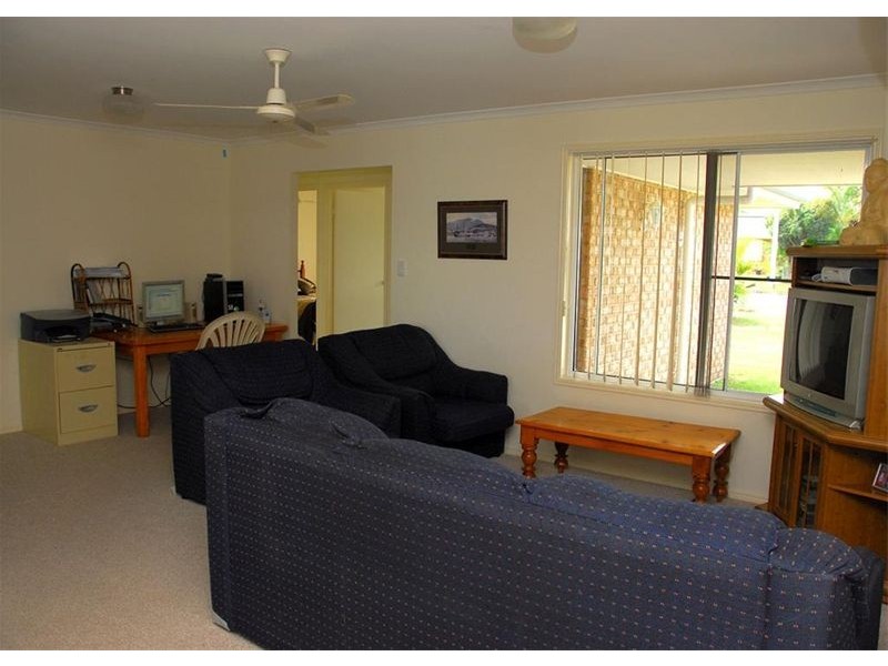 22 Murphy Street, Point Vernon QLD 4655