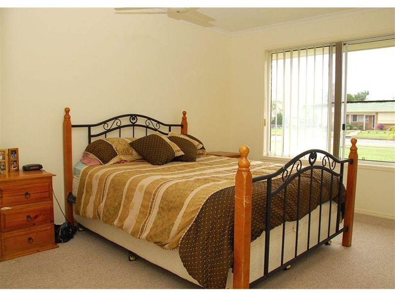 22 Murphy Street, Point Vernon QLD 4655