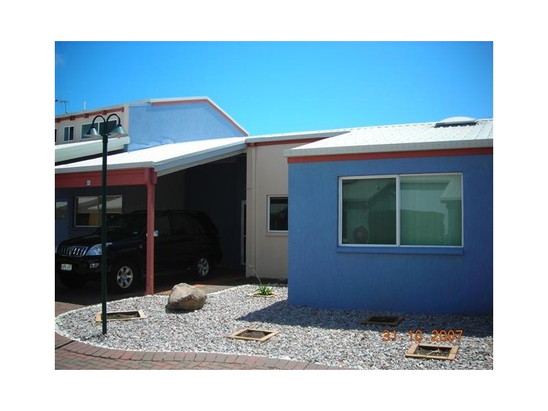 1 Ibis Blv, Eli Waters QLD 4655