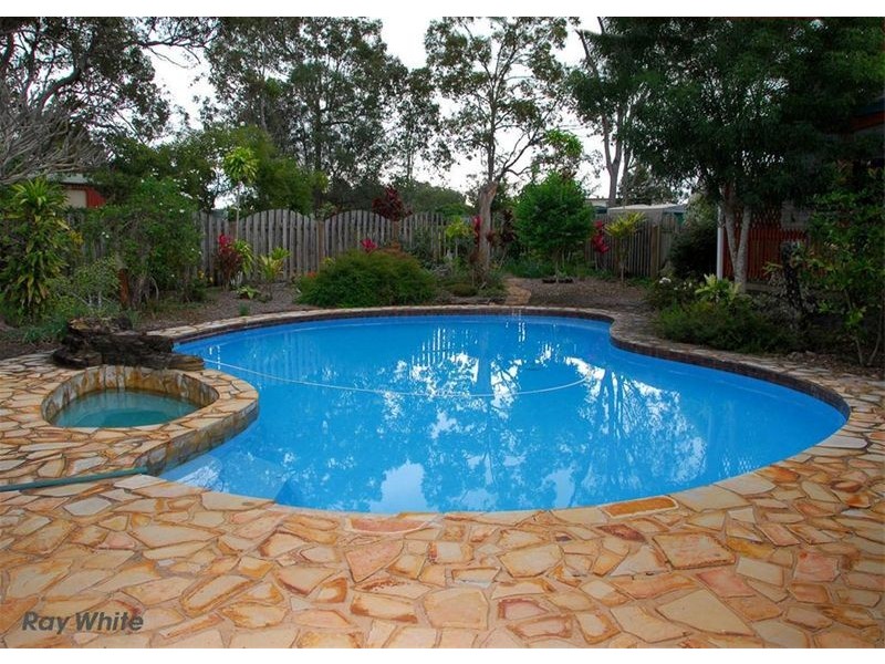 21 Corfield Street, Point Vernon QLD 4655