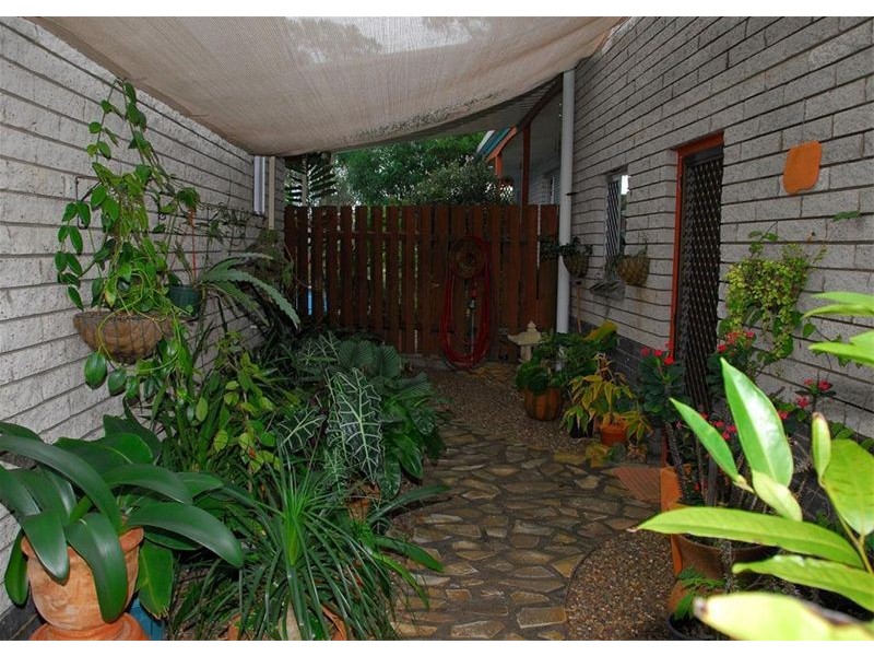 21 Corfield Street, Point Vernon QLD 4655