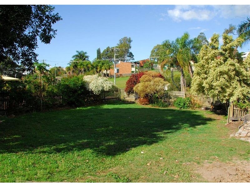 5 Andersen Avenue, Urraween QLD 4655