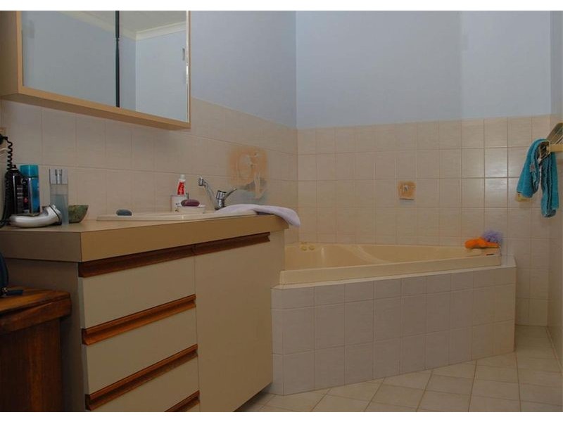 34 Orchid Avenue, Urangan QLD 4655