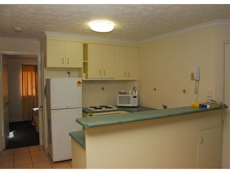 407 Esplanade, Torquay QLD 4655