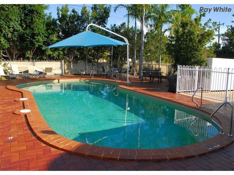 407 Esplanade, Torquay QLD 4655