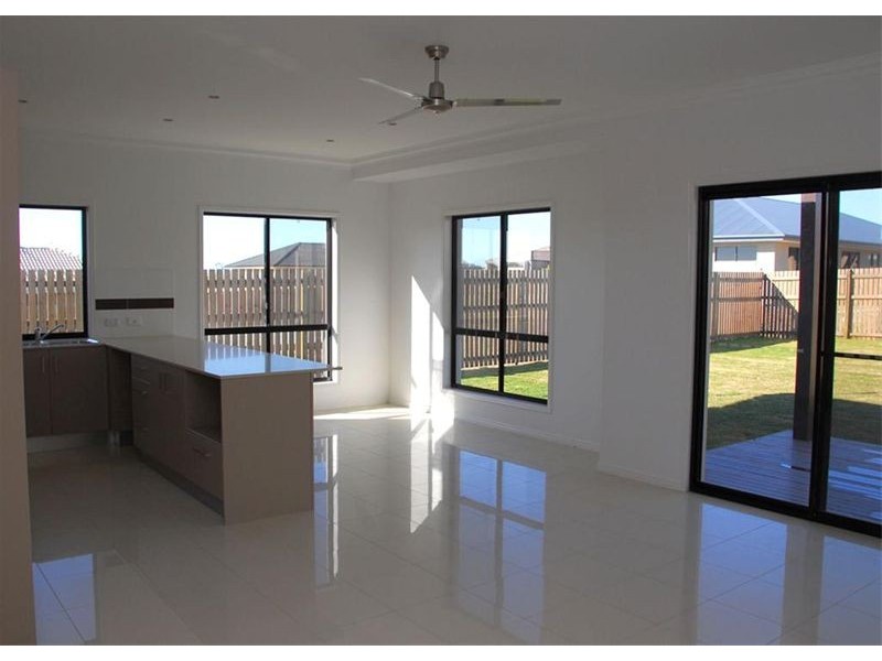 73 Samarai Drive, Kawungan QLD 4655