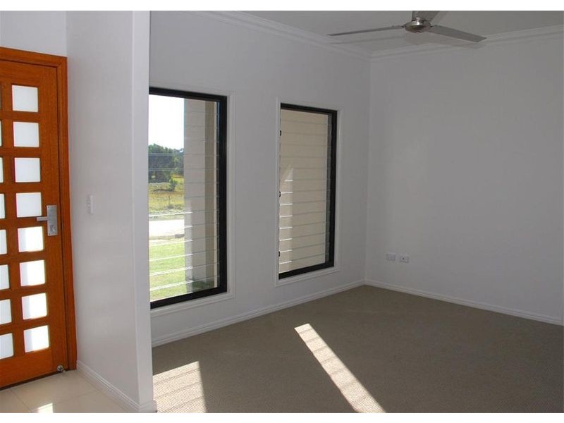 73 Samarai Drive, Kawungan QLD 4655