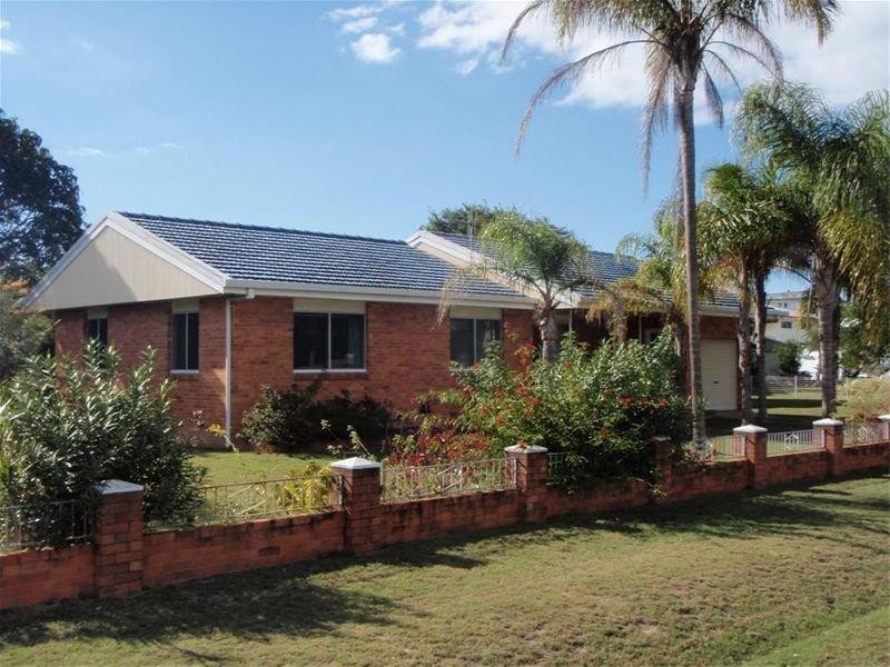 48 Ocean Street, Torquay QLD 4655
