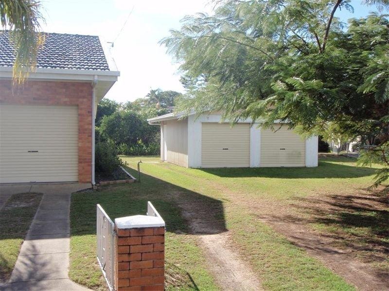 48 Ocean Street, Torquay QLD 4655