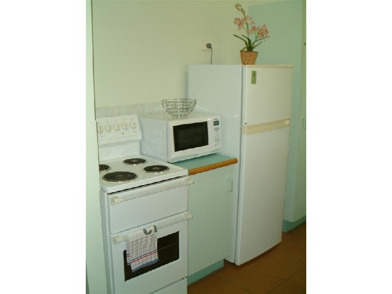 30/465 Esplanade, Torquay QLD 4655