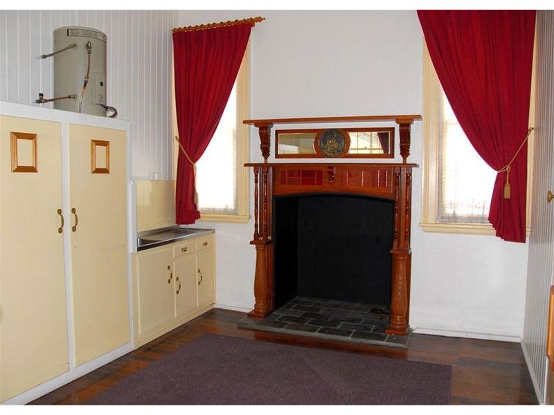 327 Kent Street, Maryborough QLD 4650