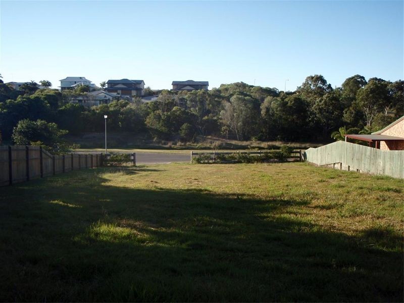 12 Daydream Court, Kawungan QLD 4655