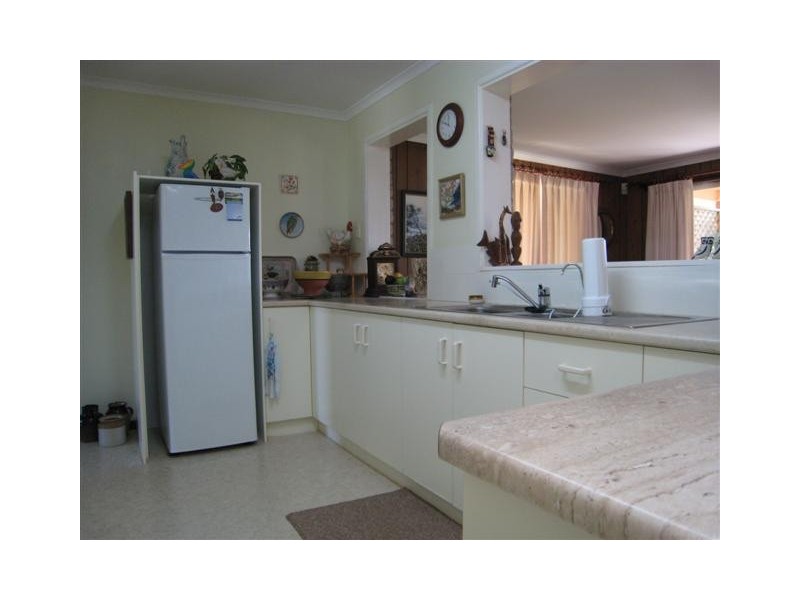 Point Vernon QLD 4655