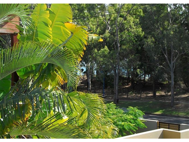 1/377 Esplanade, Scarness QLD 4655