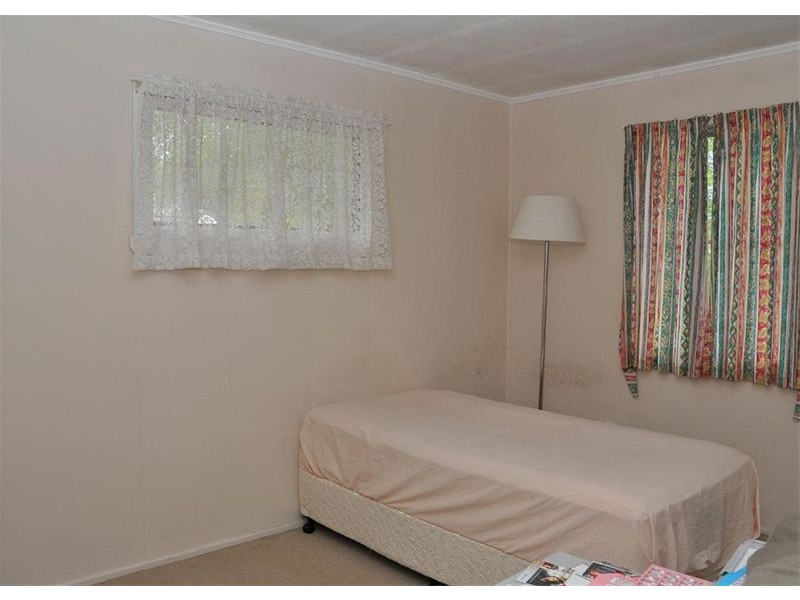 7 Helsham Street, Point Vernon QLD 4655