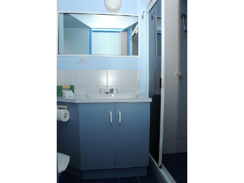 11/383 Esplanade, Torquay QLD 4655