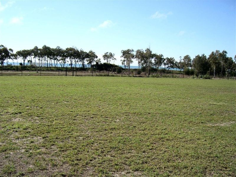 19 & 21 Sandcastles Circuit, Burrum Heads QLD 4659