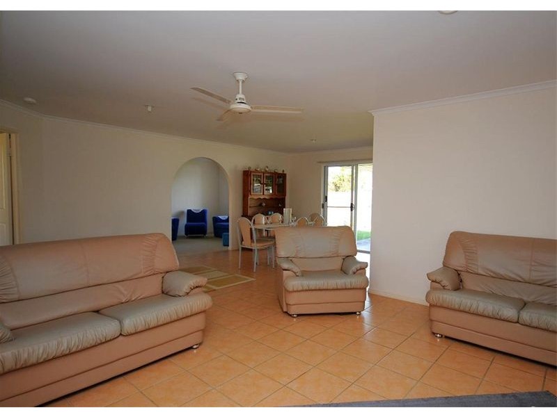 12 Cromdale Circuit, Kawungan QLD 4655