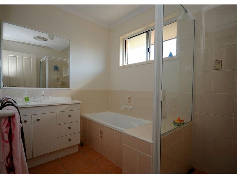12 Cromdale Circuit, Kawungan QLD 4655