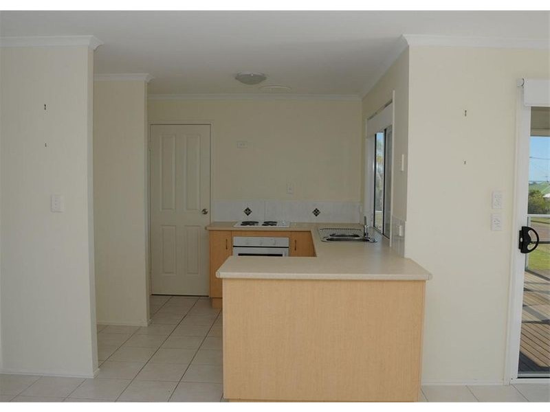 11 Julie Street, Dundowran Beach QLD 4655