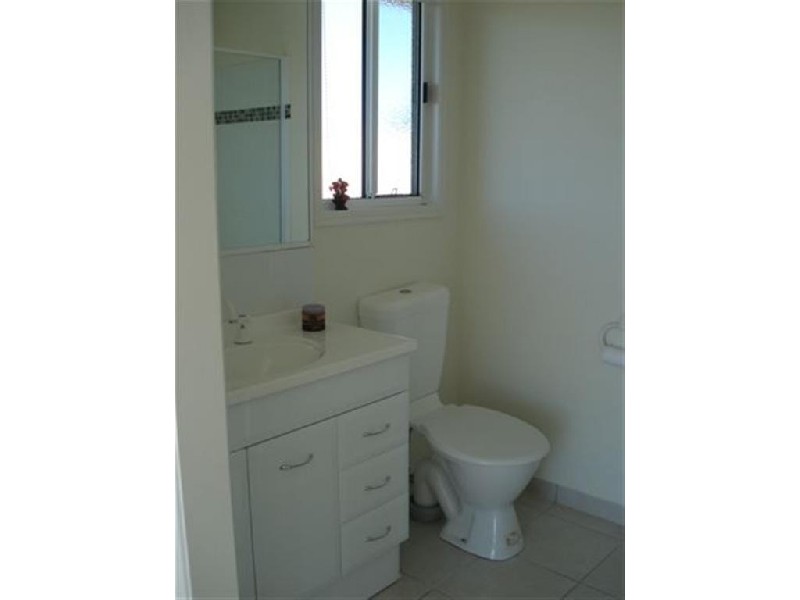 11 Julie Street, Dundowran Beach QLD 4655