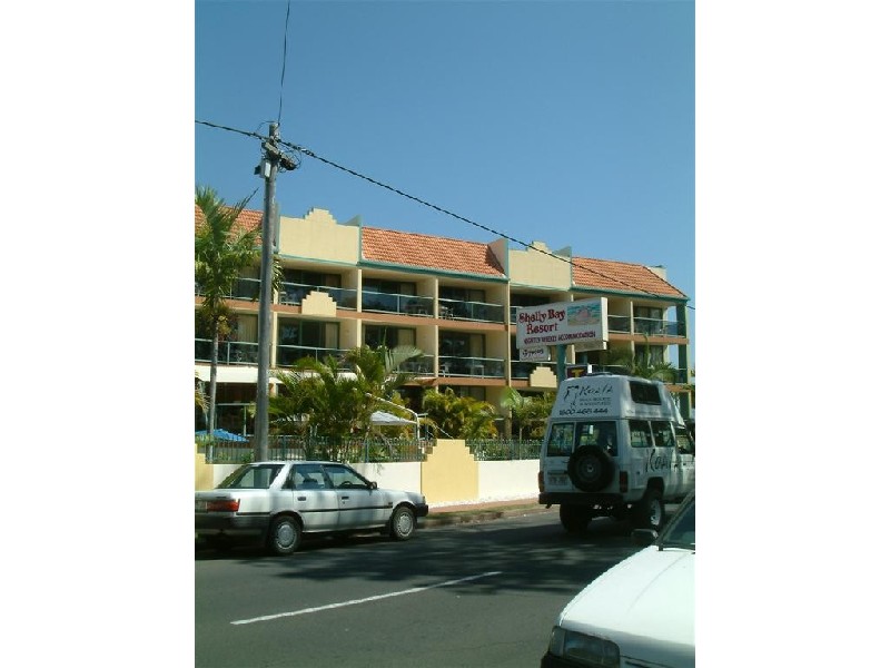 30-465 Esplanade, Torquay QLD 4655