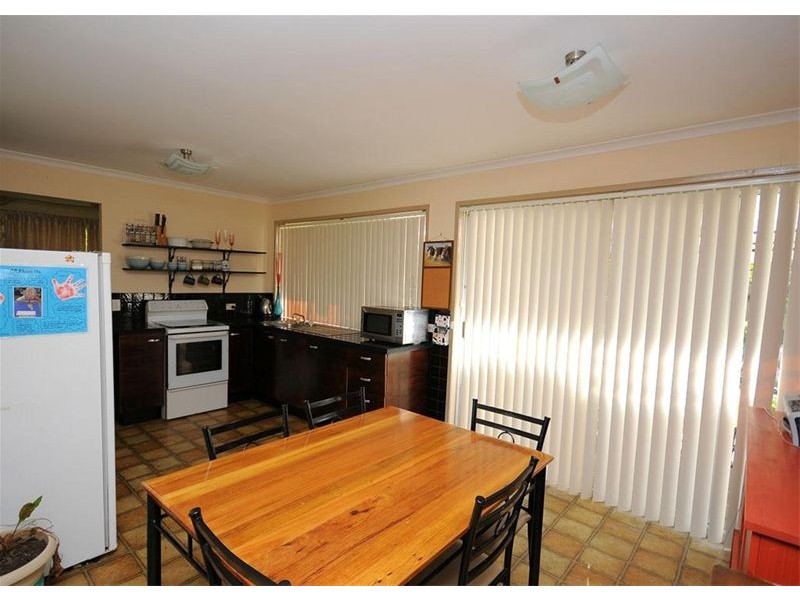 88 North Street, Point Vernon QLD 4655