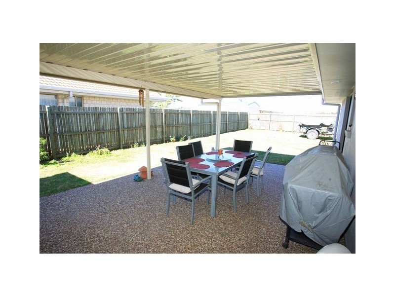 24 Louise Drive, Burrum Heads QLD 4659