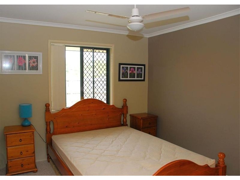 10 Chanak Close, Point Vernon QLD 4655