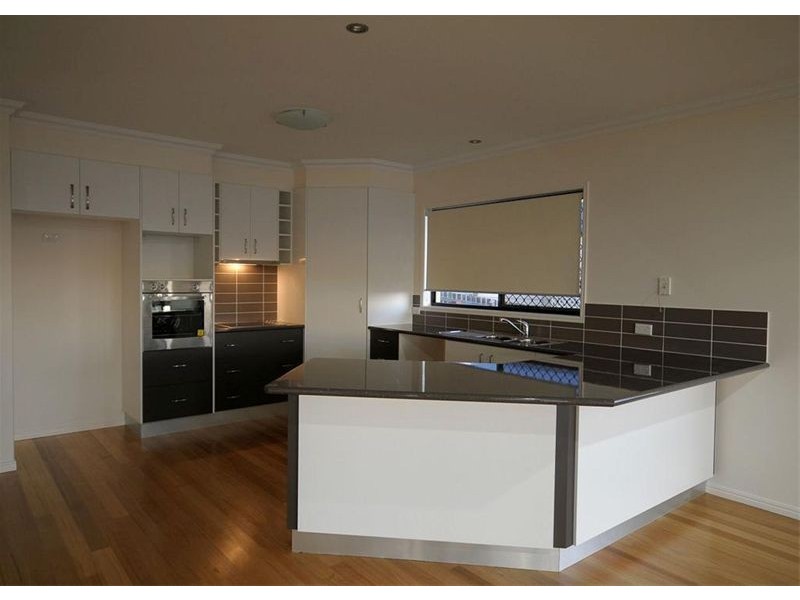 19 Davis Drive, Kawungan QLD 4655