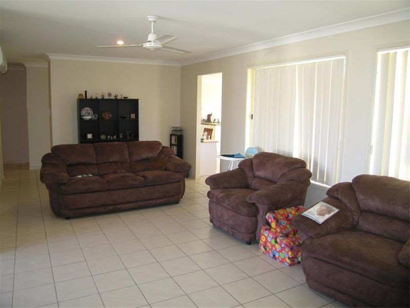 9 Redgum Court, Urraween QLD 4655