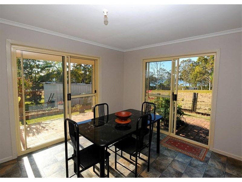 4 Zena Close, River Heads QLD 4655