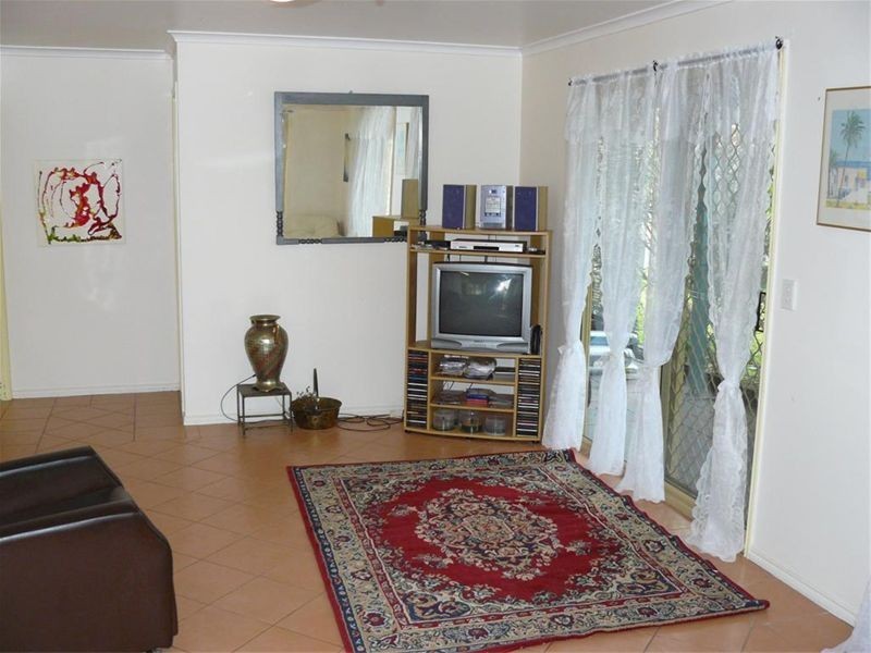 4 Cordelia Court, Urangan QLD 4655