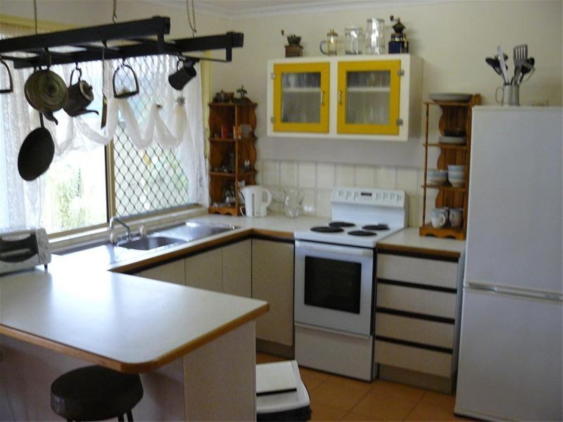 4 Cordelia Court, Urangan QLD 4655